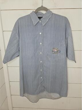 Vintage Hunters Run medium blue & white stripe embroidered button up shirt